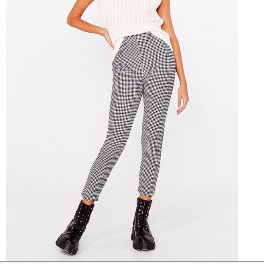 High-waisted leggings